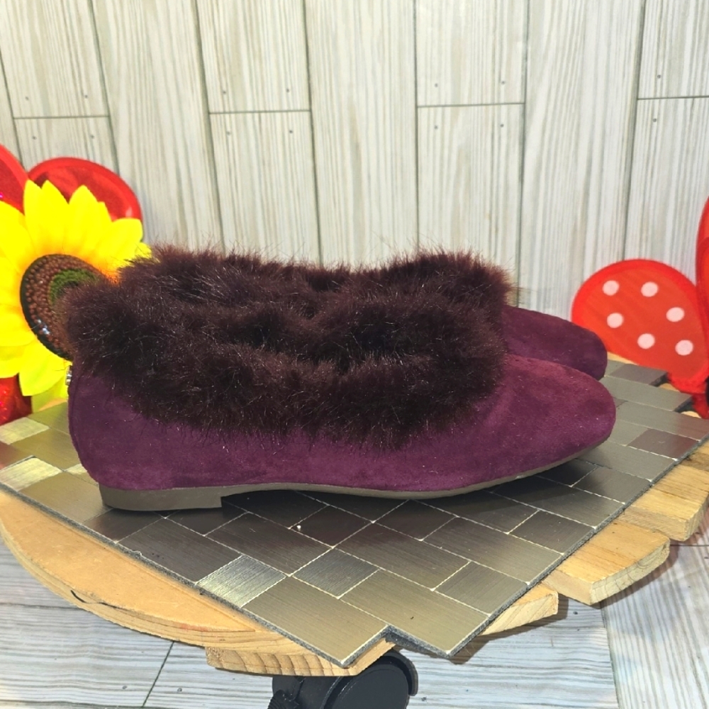 Taryn Rose Plum Faux Fur  Leather‎ Upper Slip Ons